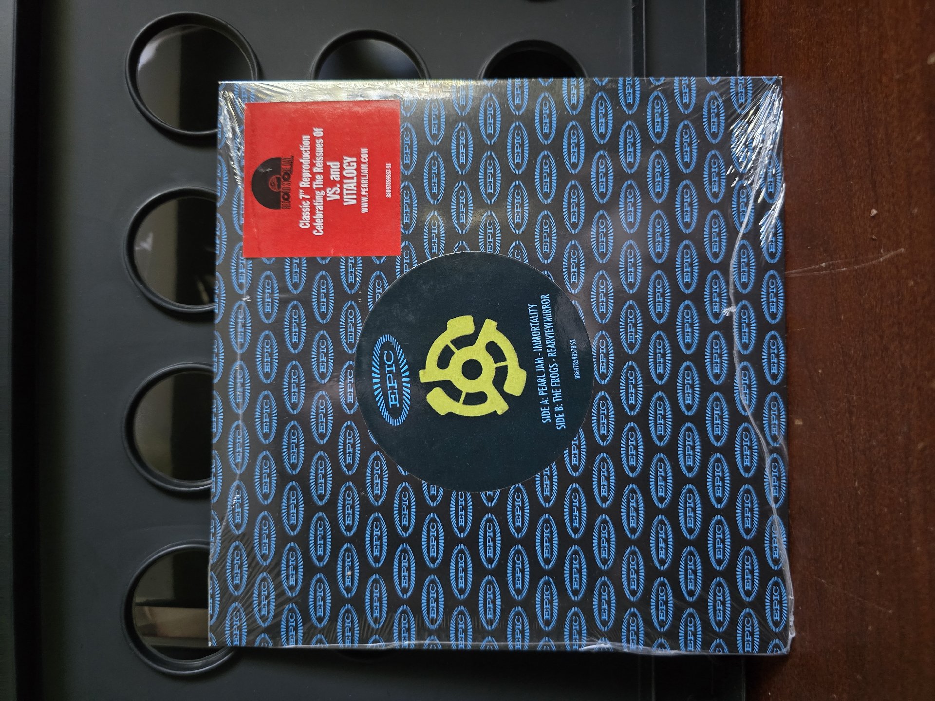 Image 2 of Pearl Jam Immortality 7inch Vinyl Single