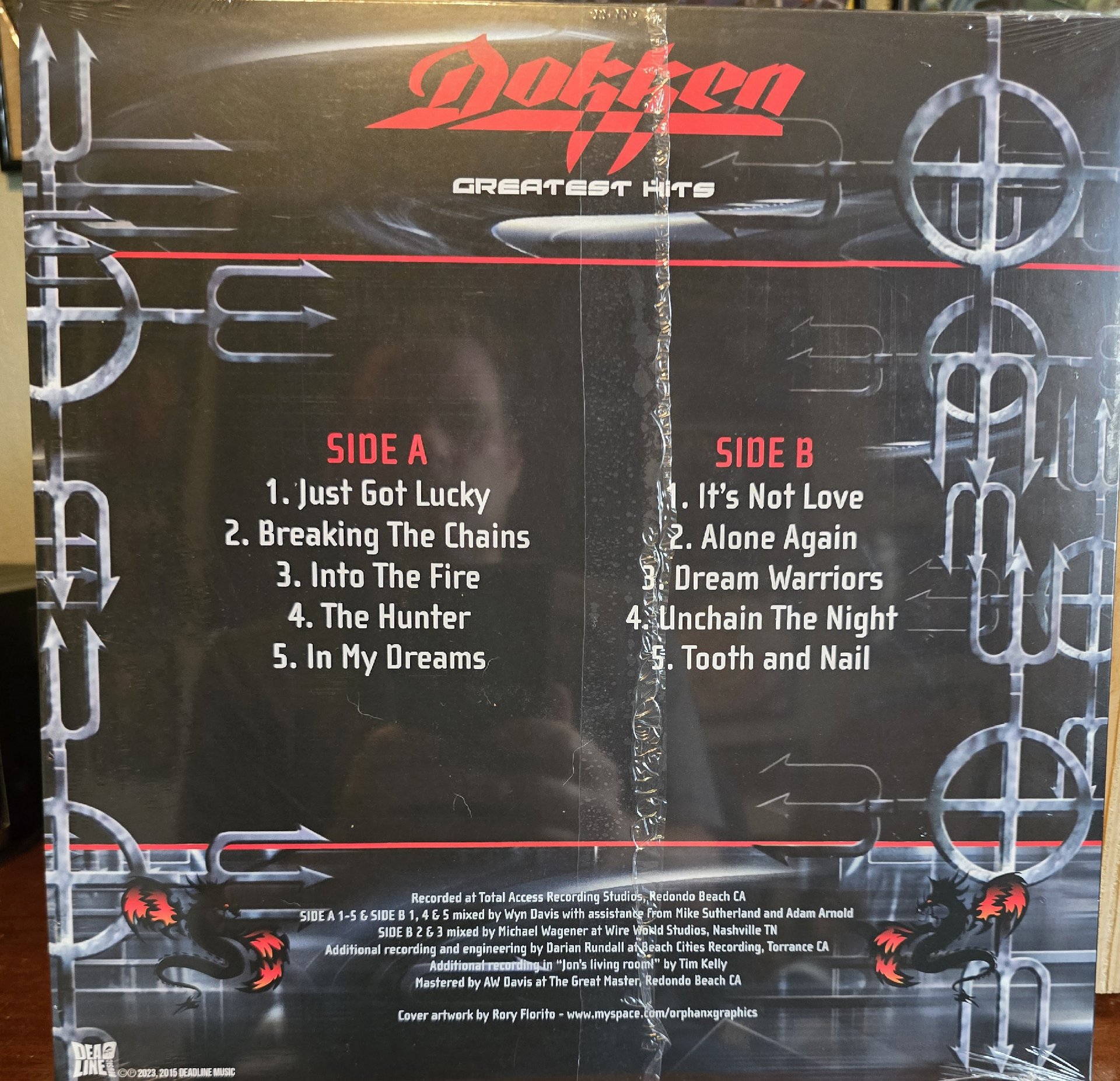 Image 3 of Dokken Greatest Hits Vinyl LP