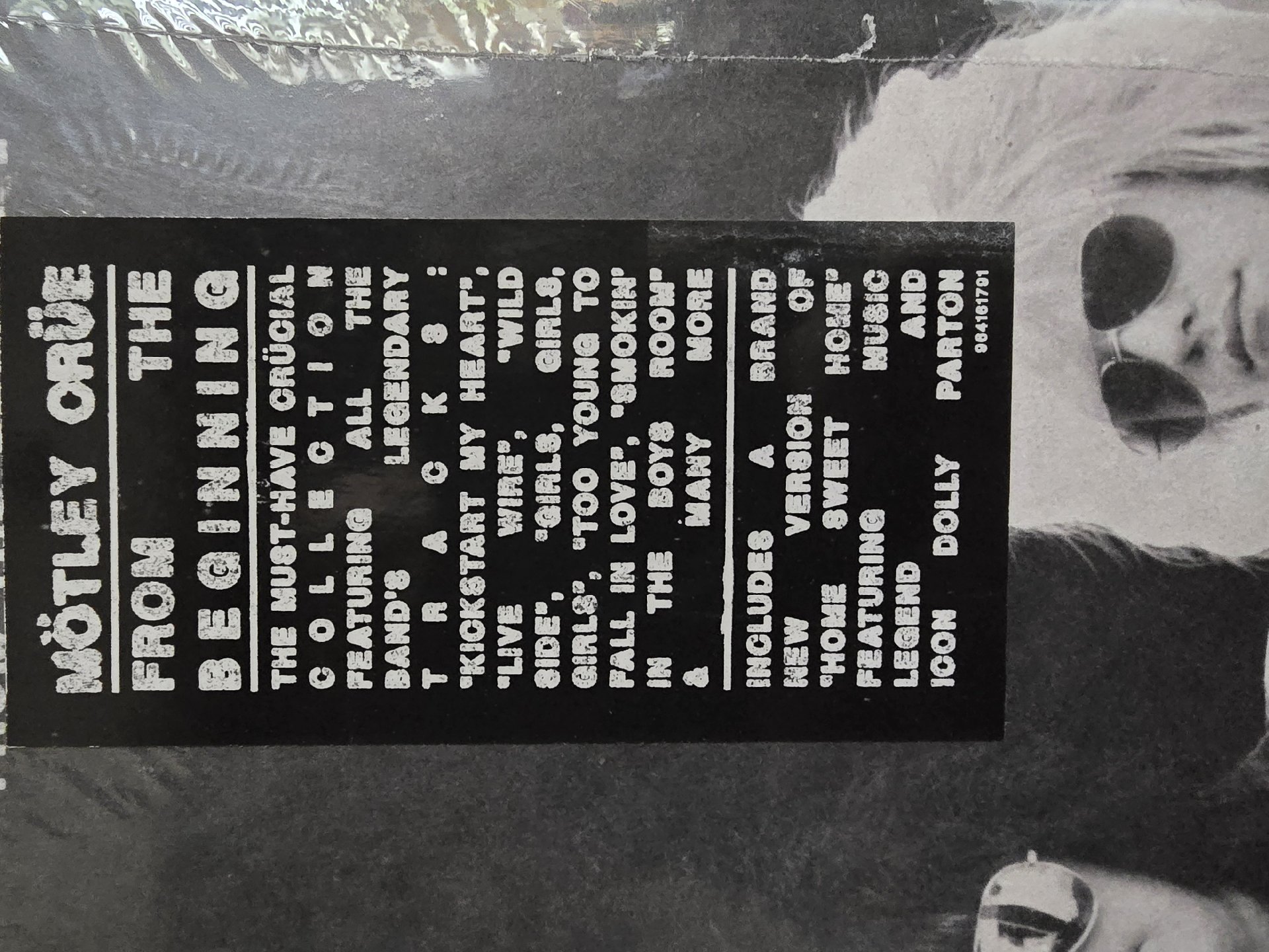 Image 2 of Motley Crue Back To The Beginning Vinyl LP